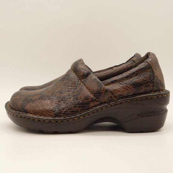 B.O.C BORN CONCEPTS Clogs Brown Animal Print - Picture 3 of 9